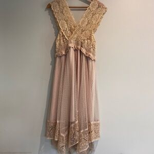 Ryu Lace Dotted Mesh Layered Midi Dress Handkerchief Hem Beige Nude Fairy Large